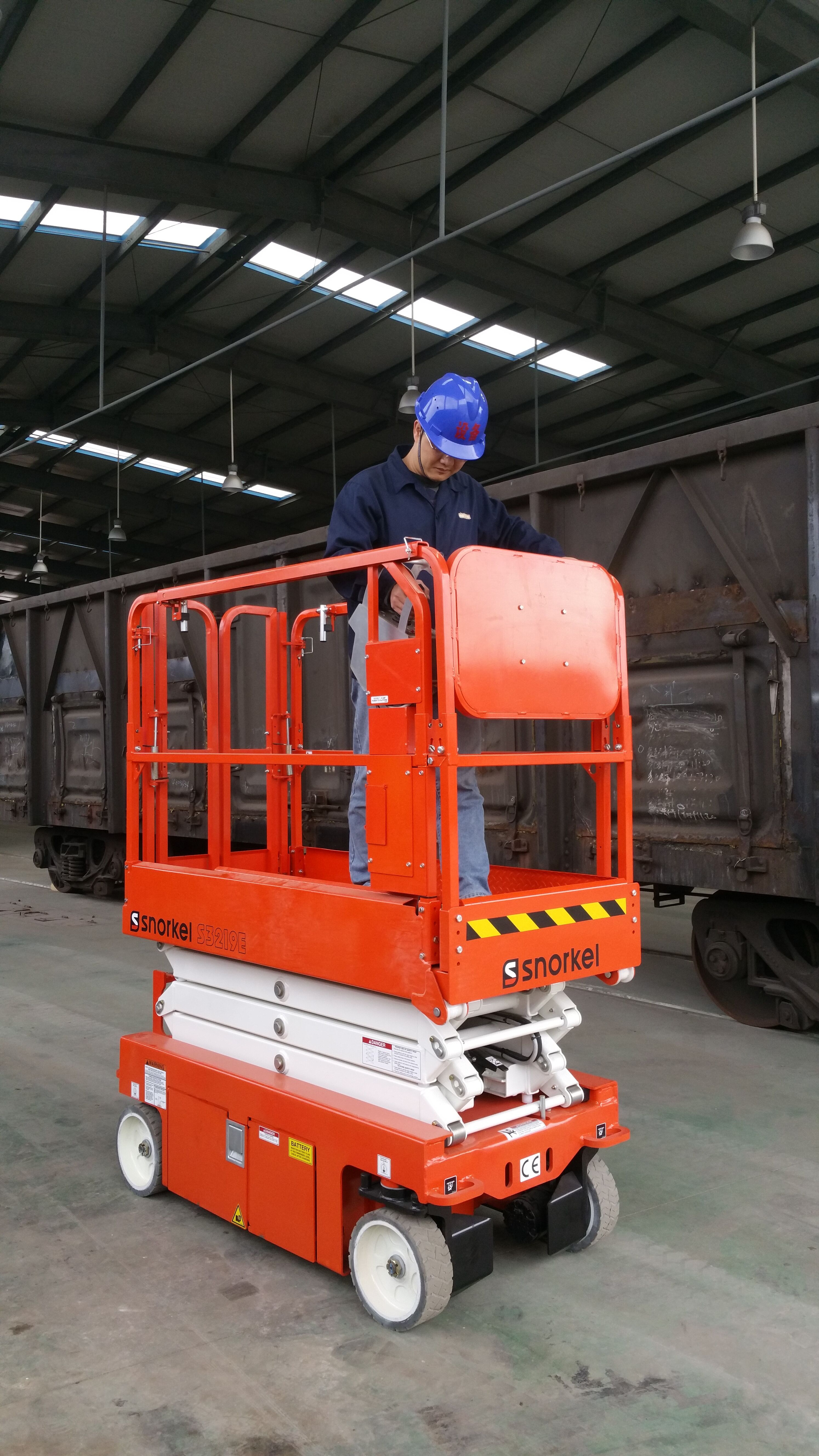 8m����ʽ�߿����Iƽ�_